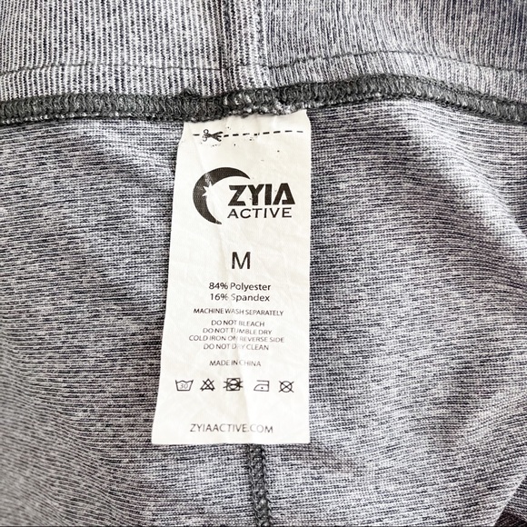 SOLD ZYIA Active Haze Yoga Wrap Hooded Gray Shawl - Picture 14 of 15